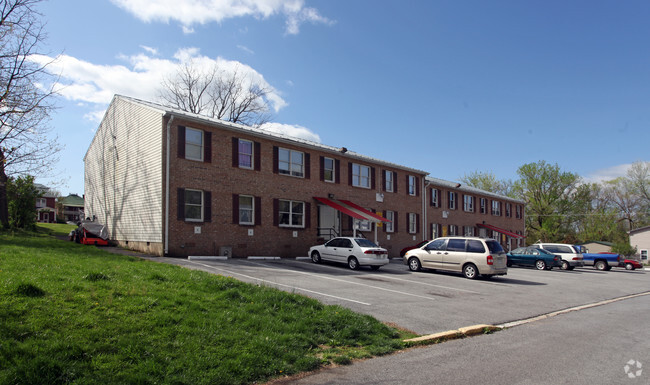 507 E North St, Charles Town, Virginia Occidental 25414 - Marware Apartments