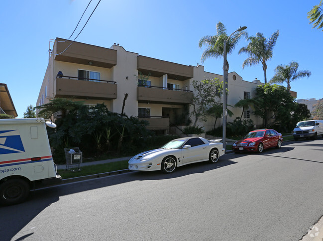 Foto del edificio - 11270 Huston St