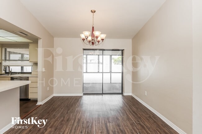 Foto del edificio - 1343 SE 12th Terrace