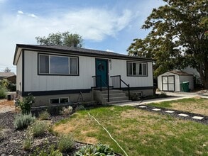 Building Photo - 3505 8245 S