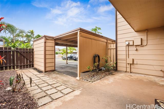 Building Photo - 94-364-364 Kapuahi St