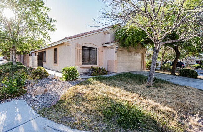 Building Photo - 1 Story home located in Southern Highlands.