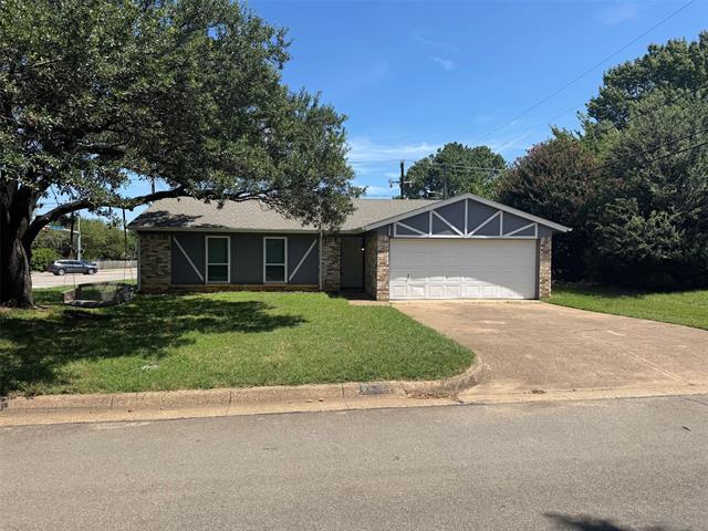 Foto principal - 4211 Spring Brook Dr