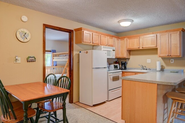 Building Photo - 5 Sandtrap Loop