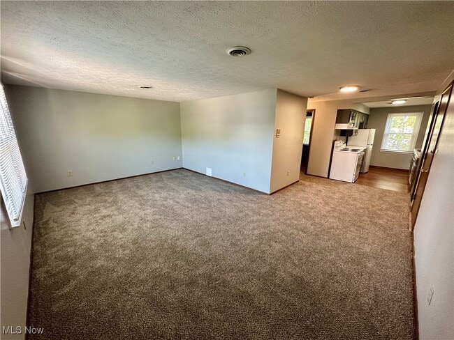 Foto del edificio - 4780 Pin Oak Dr