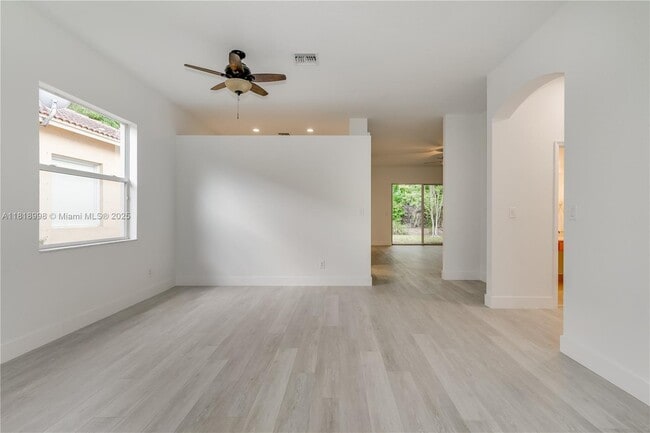 Foto del edificio - 4413 W Whitewater Ave