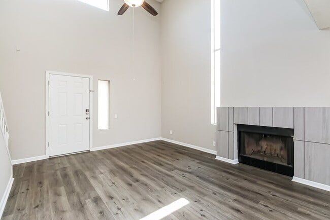 Building Photo - 7032 S 44th St