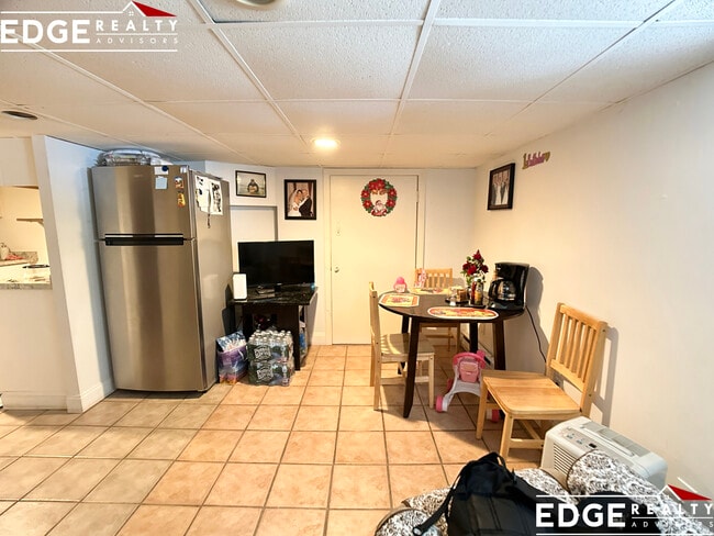 Photo - 31 Hopedale St Apartment