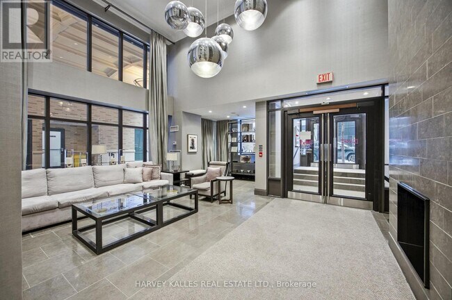 Photo du bâtiment - 35 Hayden St