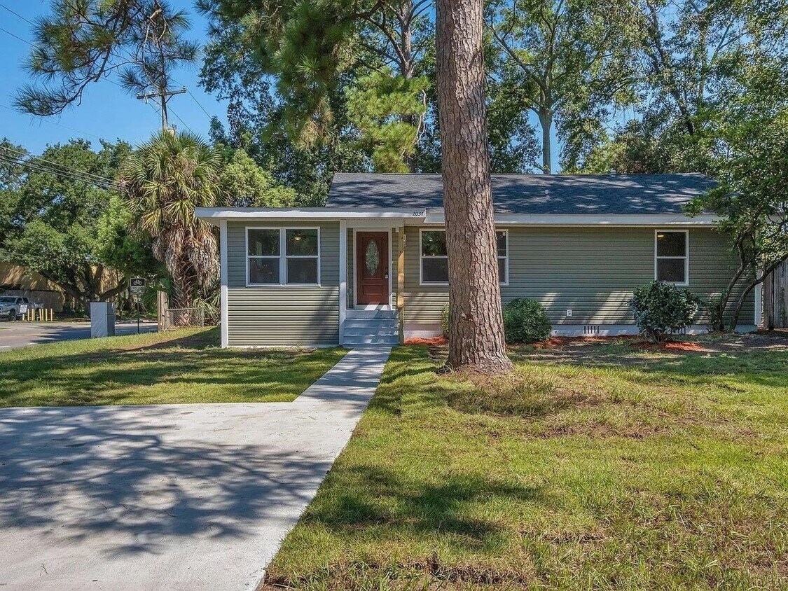 Foto principal - 2034 Harold Ct