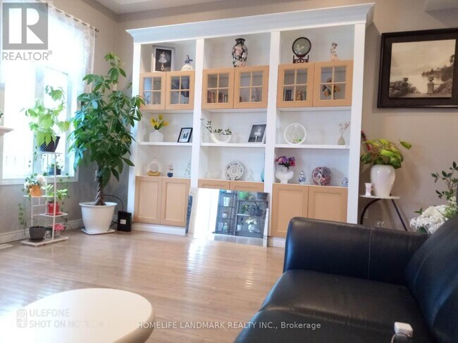 Photo du bâtiment - 876 Golf Links Rd