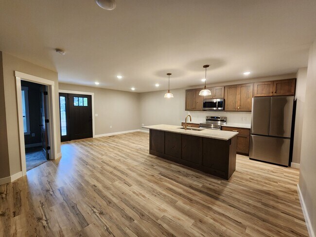 Foto del edificio - 2317 Lake Rd