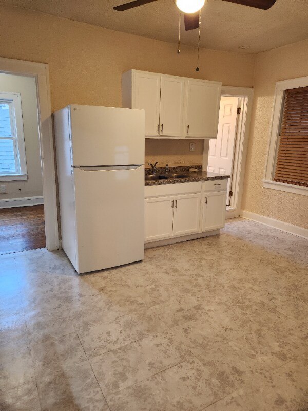 Foto del edificio - 9631 S Ave M