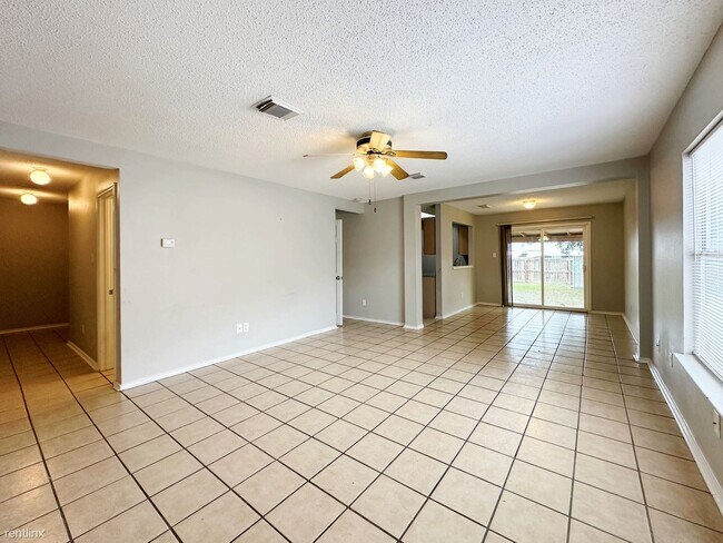 Foto del edificio - 2 br, 2 bath House - 6721 Haven Meadow Dr