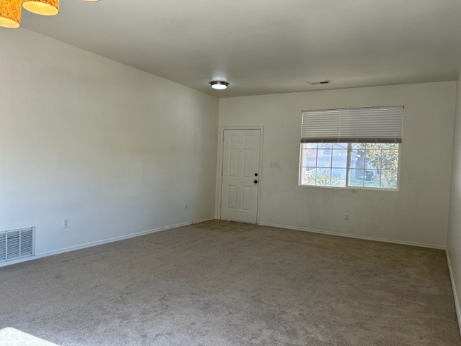 Building Photo - 3723 Oasis Springs Rd NE