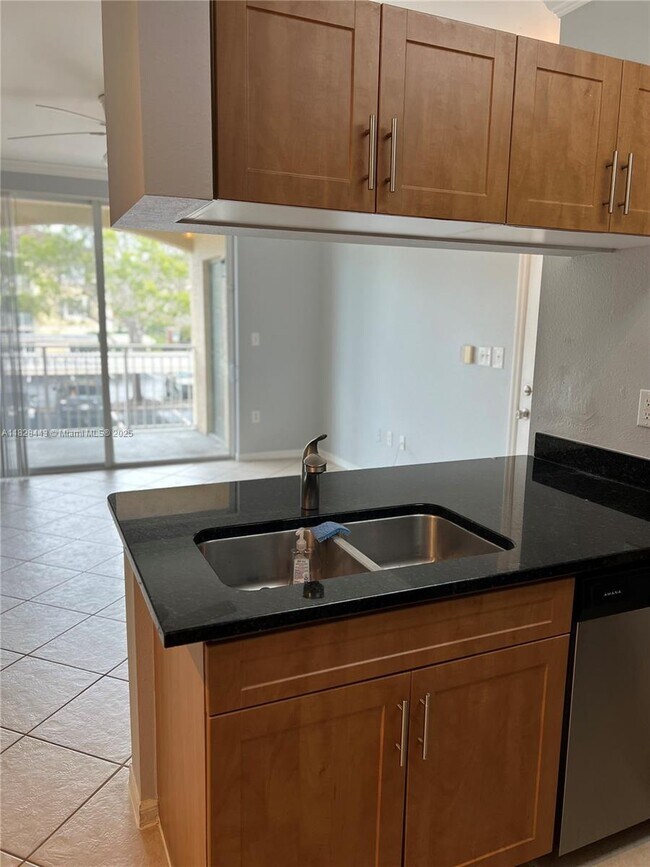 Foto del edificio - 6565 Emerald Dunes Dr