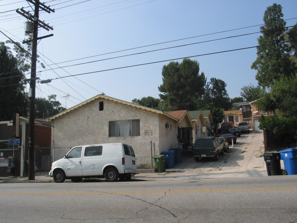 Building Photo - 1817 Echo Park Ave