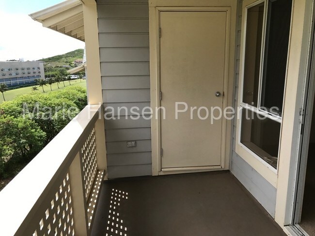 Building Photo - 1317 Moanalualani Way