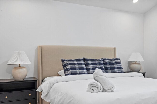 Foto del edificio - 690 S Edge Ln