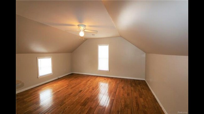 Foto del edificio - 604 W MT MORIS ST APT 3