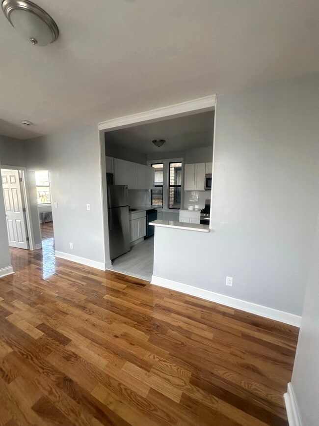 Building Photo - 119 - Golden Crest 119 60th Street, LLC