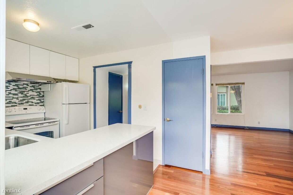 Primary Photo - 3 br, 1.5 bath House - 4672 Balboa Way