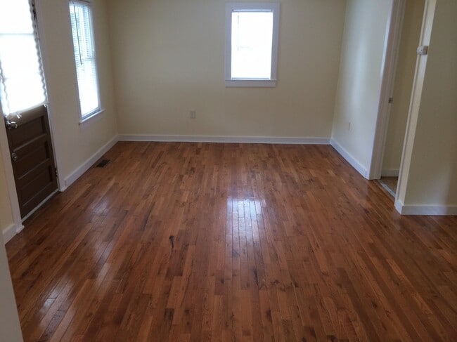 living room - 163 Onteora Blvd