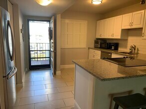 Building Photo - 4120 Tivoli Ct