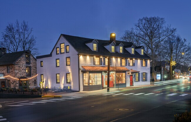 Foto del edificio - 44 S Main St