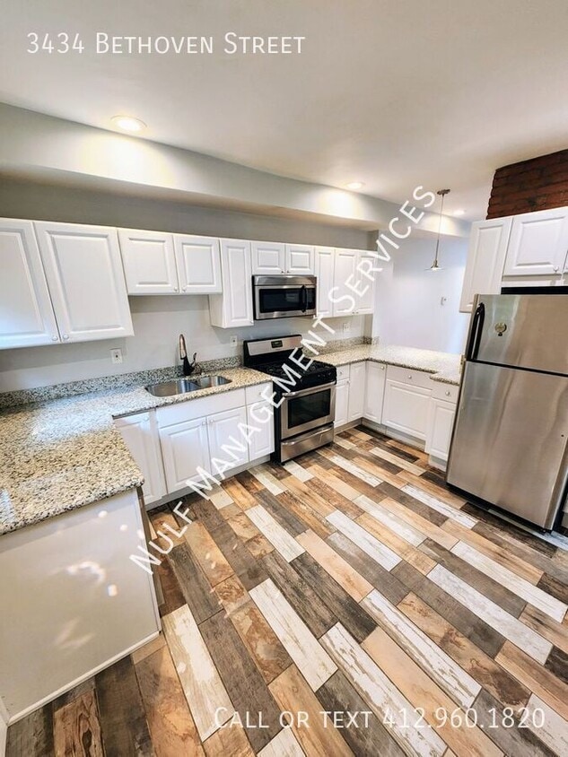 Photo - 3434 Bethoven Street-