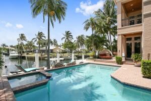 Building Photo - 550 Golden Harbour Dr