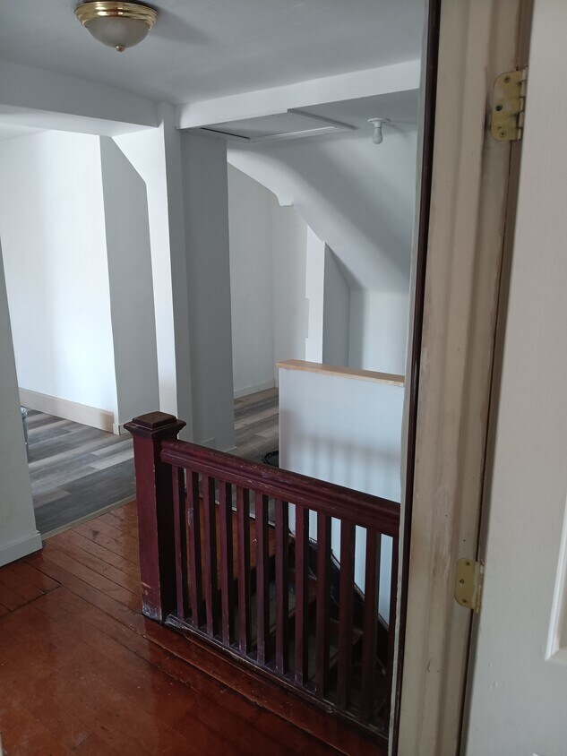 Building Photo - 1014 Bush St