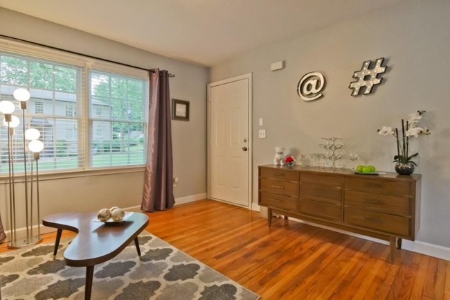 Foto del edificio - 190 Kirkwood Rd NE
