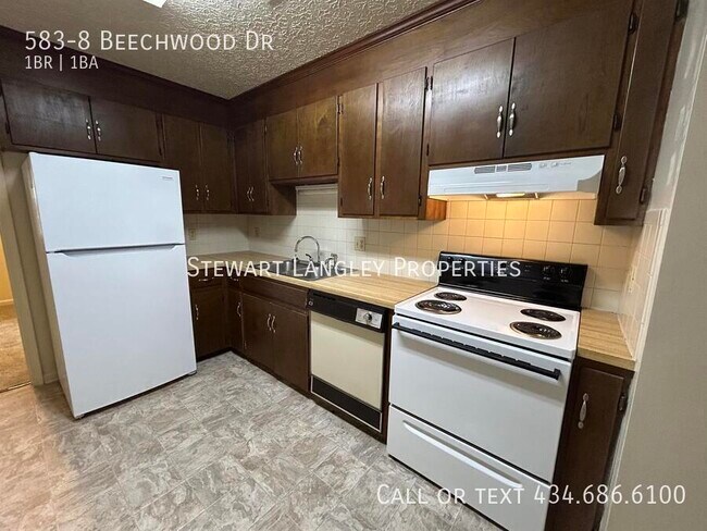 Foto del edificio - 583 Beechwood Dr