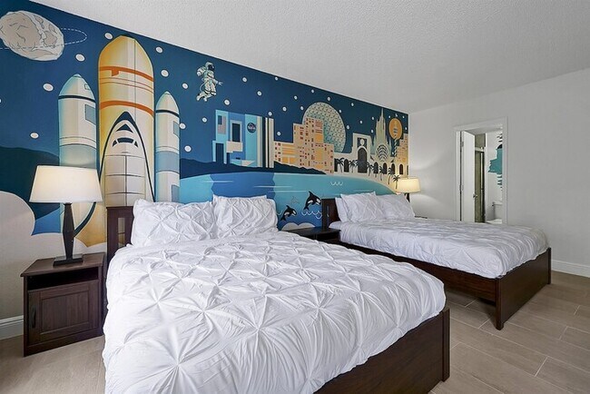Foto del edificio - 6165 Carrier Dr