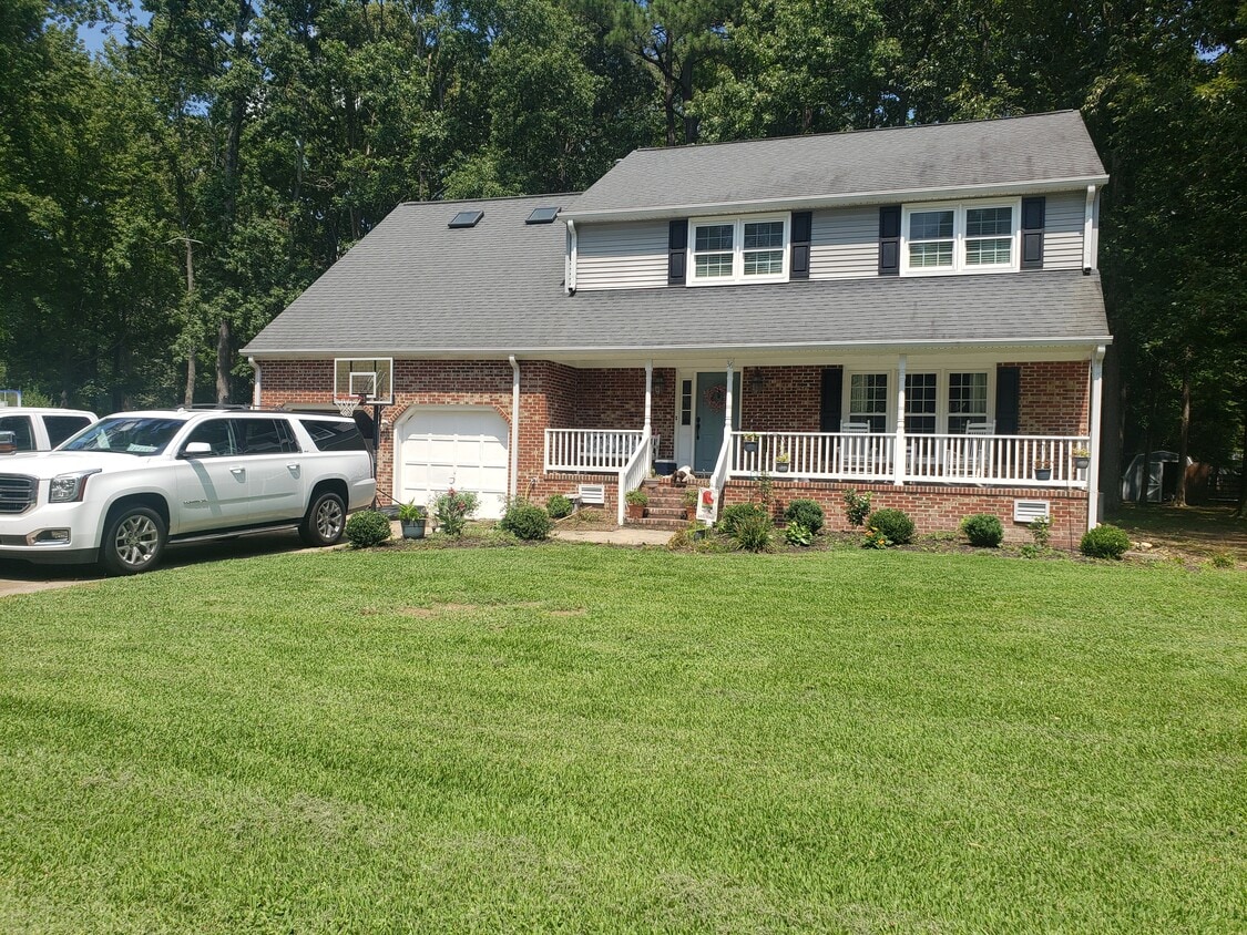 36 Valmoore Dr, Poquoson, VA 23662 House Rental in Poquoson, VA