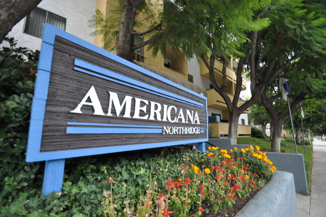 Foto del edificio - Americana Northridge