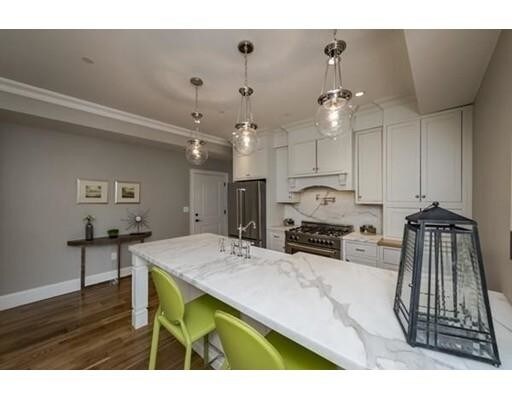 Building Photo - 43 L St