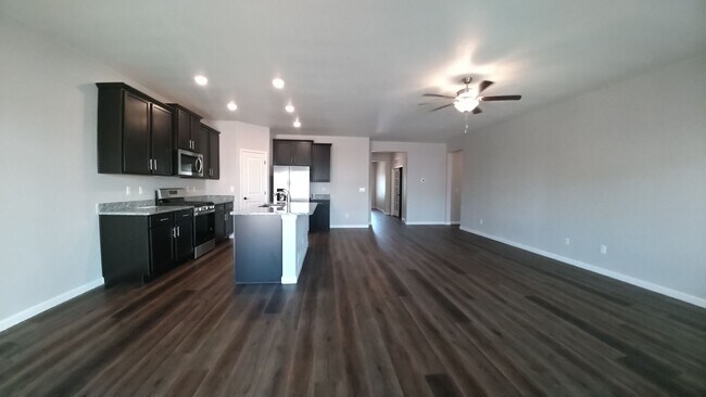 Foto del edificio - Beautiful home in Mead!