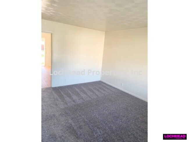 Building Photo - 6820 Dart Ave