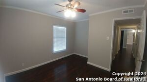 Foto del edificio - 223 Brettonwood Dr