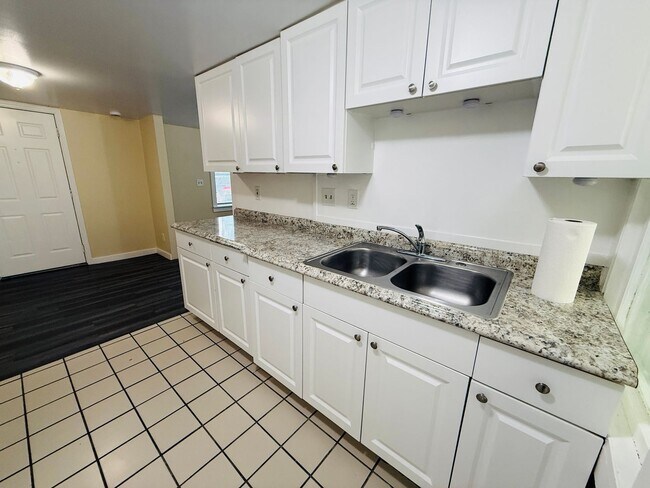 Foto del edificio - 320 21st Ave S