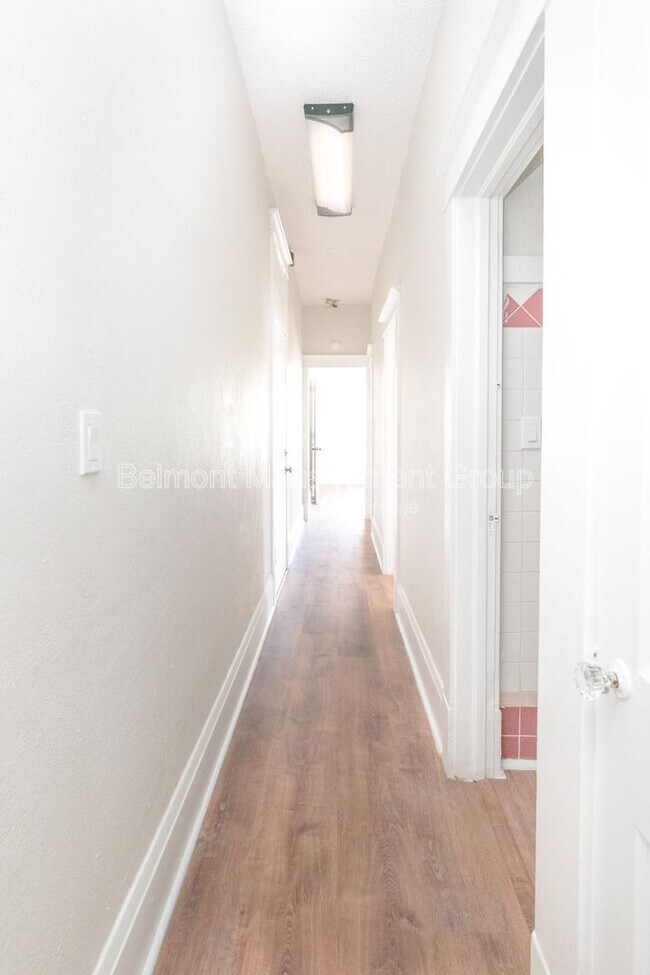 Foto del edificio - 606 S Park Ave