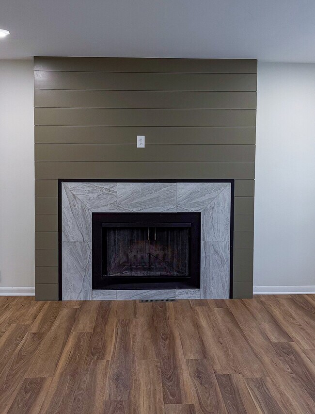 Building Photo - 2005 S Prospect Ave