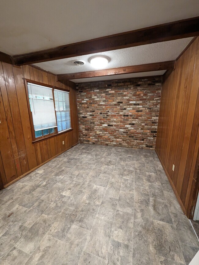 Foto del edificio - 3248 Harrison Rd