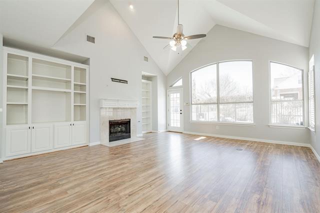 Building Photo - 2923 Newport Dr