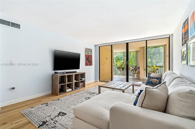 Foto del edificio - 2808 N 46th Ave
