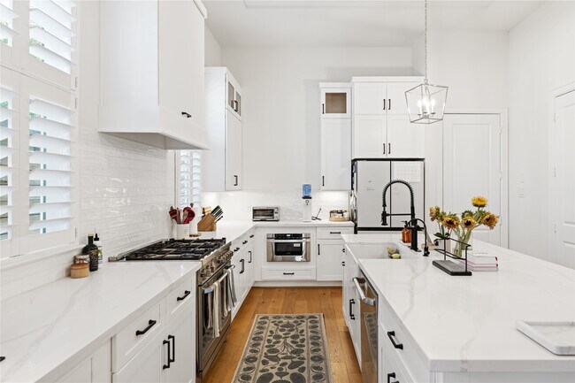 Foto del edificio - 531 W 27th St