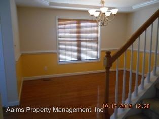 Building Photo - 204 Briarwood Pl