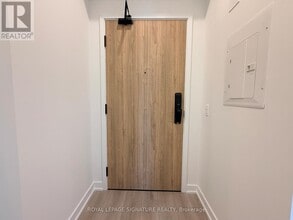 Building Photo - 1 Fairview Rd E